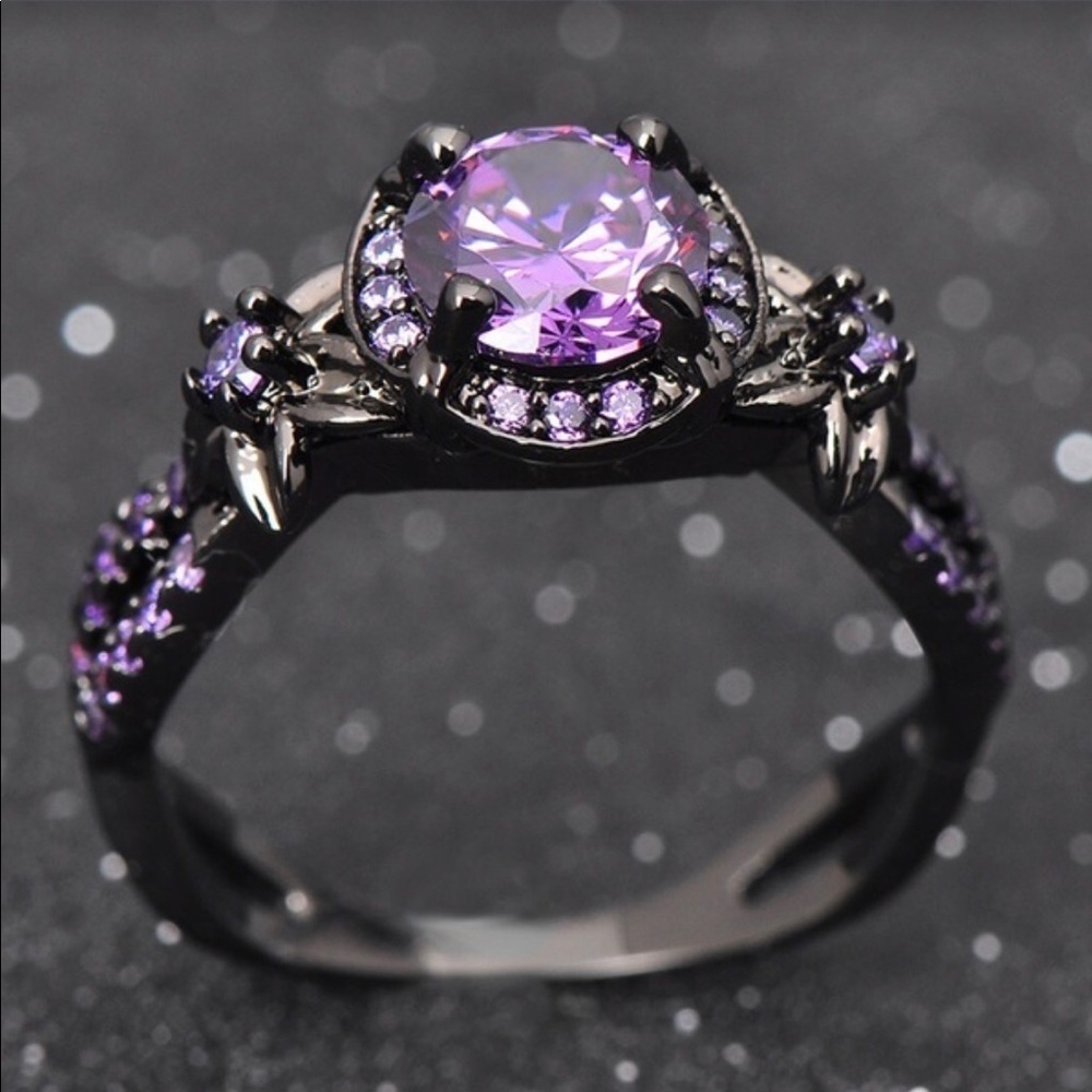 Beautiful Black and Purple Stone Ring